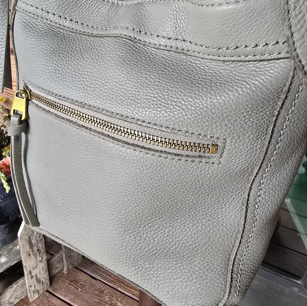 The Sak Collective Tahoe Leather Crossbody Gray Shoulder Bag - Picture 11 of 14